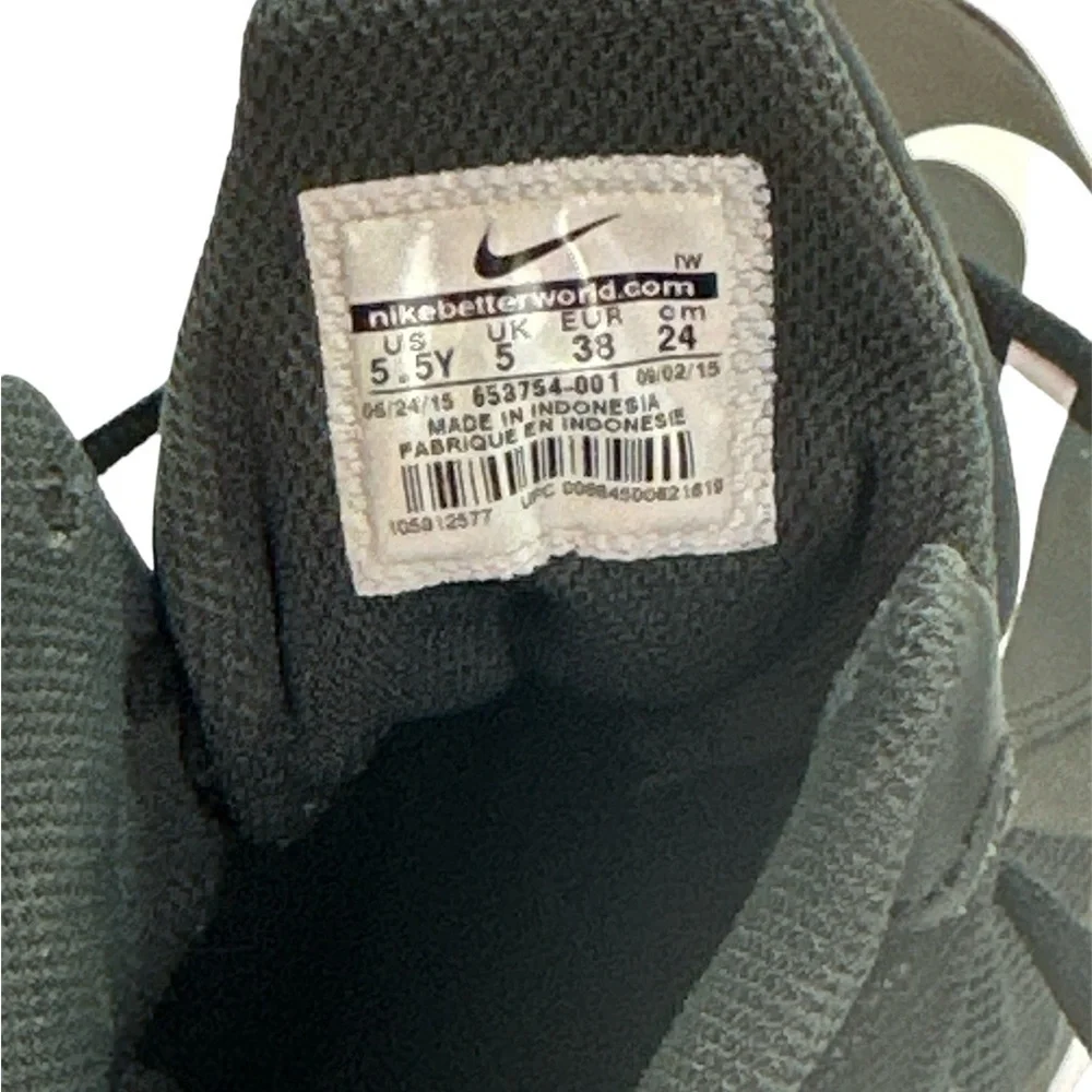 Nike Airmax Stutter Step 2 Boys Basketball Shoes Black/White Size 5.5